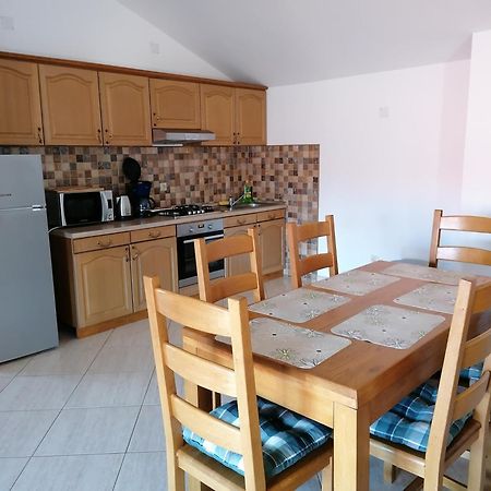 Apartman Monte Cristo Maslenica Exterior foto